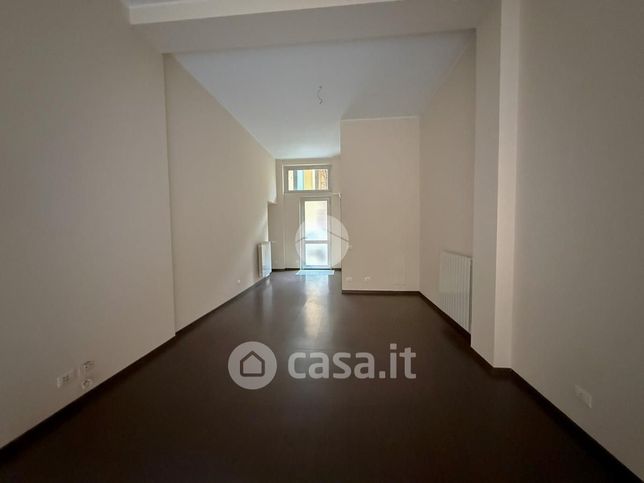 Ufficio in commerciale in Via Umberto IÂ° 1