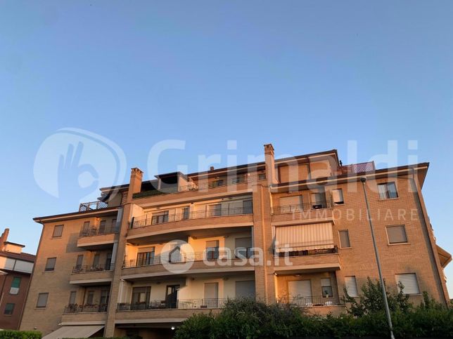 Appartamento in residenziale in Via del Volontariato 1