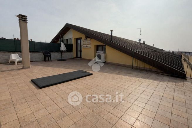 Appartamento in residenziale in Via Val Formazza 15