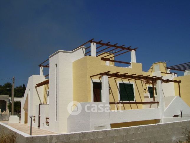 Villetta a schiera in residenziale in Via per Mancaversa