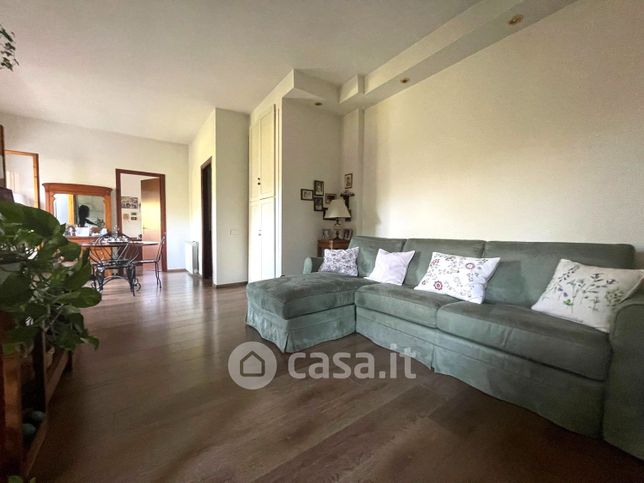 Appartamento in residenziale in Via del Trullo 454