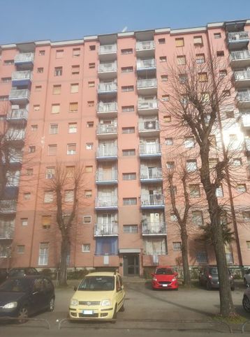 Appartamento in residenziale in Viale Italia 38