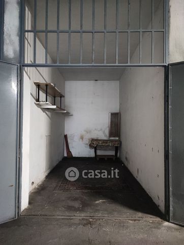 Box/posto auto in residenziale in Via Saverio Mercadante 89
