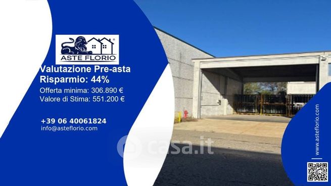 Capannone in commerciale in Vicolo Mutilati ed Invalidi del Lavoro