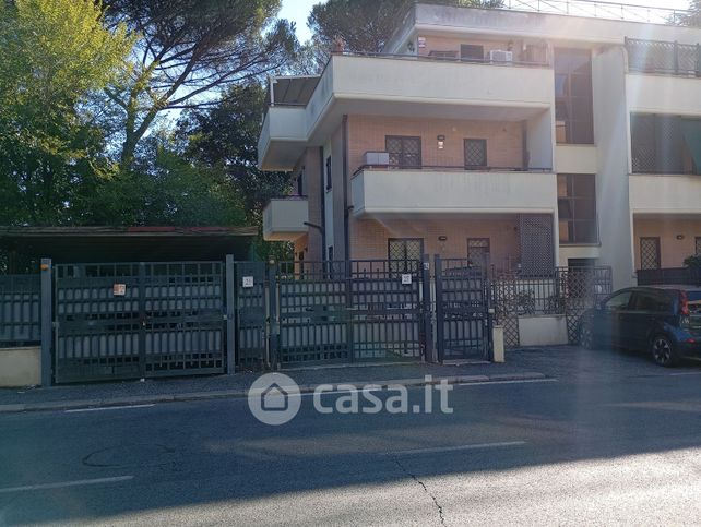 Appartamento in residenziale in Via Osnago 29