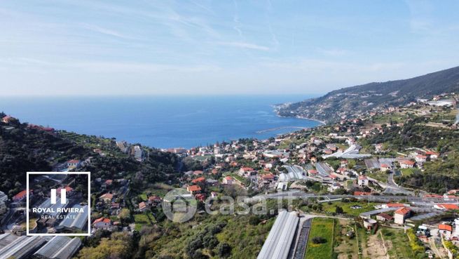 Rustico/casale in residenziale in Via Ospedaletti