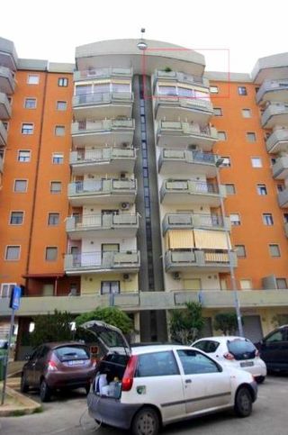 Appartamento in residenziale in Via PASQUALE CALDARULO 8