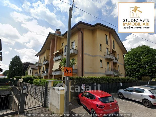 Appartamento in residenziale in Via Madonnina 40