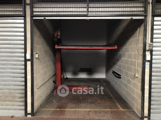 Garage/posto auto in residenziale in 