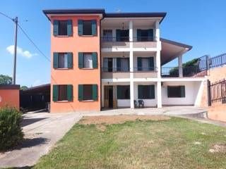 Villetta a schiera in residenziale in Via Camillo Benso Conte di Cavour 133