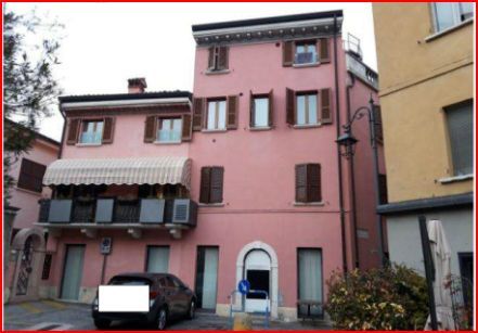 Ufficio in commerciale in Via Giosuè Carducci