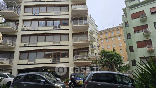 Appartamento in residenziale in Via Archimede 191