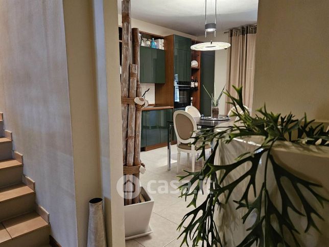 Appartamento in residenziale in Via Dante Alighieri 6