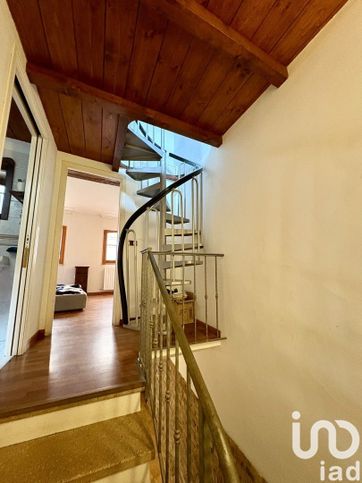 Casa indipendente in residenziale in Via Croce Santa