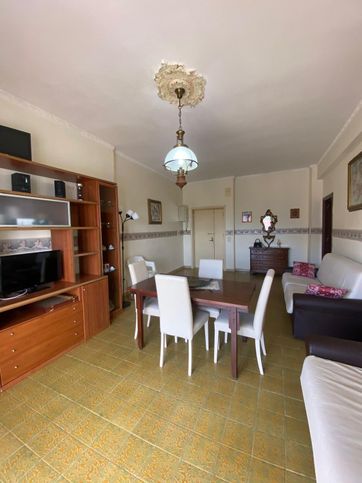 Appartamento in residenziale in Viale delle Mimose 1