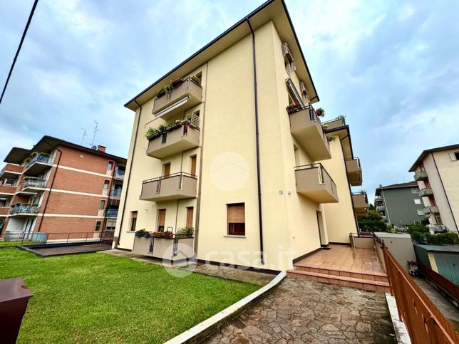 Appartamento in residenziale in Via Carso 8