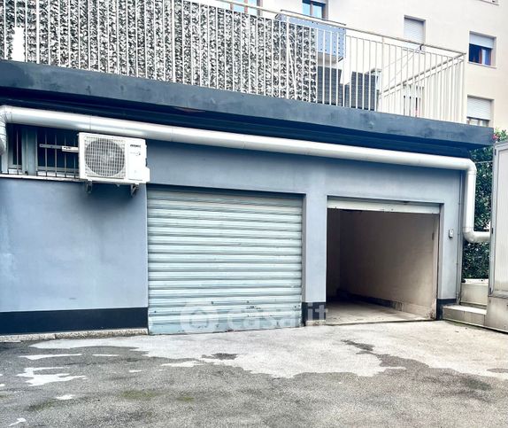Box/posto auto in residenziale in Via Rampa Cavalcavia