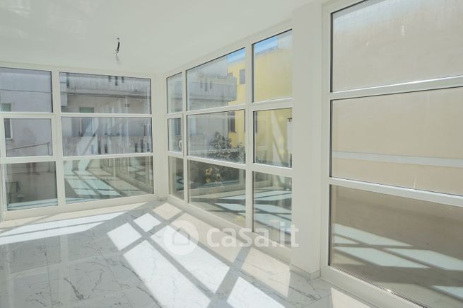 Appartamento in residenziale in Via Bafile 42
