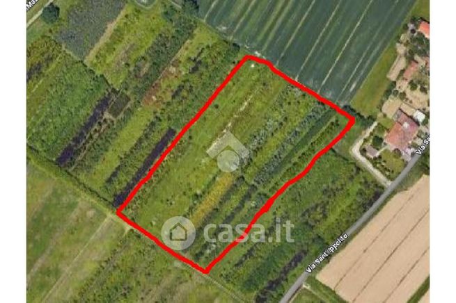 Terreno agricolo in commerciale in Via Sant' Ippolito