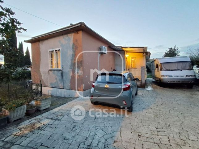 Villa in residenziale in Via Piani di Corzano