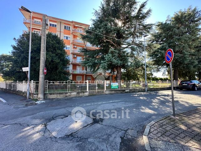 Appartamento in residenziale in Via A. Vespucci 1