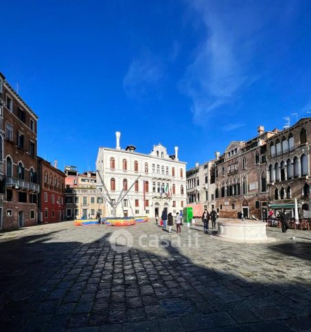 Ufficio in commerciale in Salizada S. Lio 5750