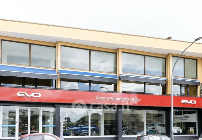 Ufficio in commerciale in 