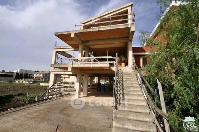 Rustico/casale in residenziale in Via Ingegnere Donato Rondinone