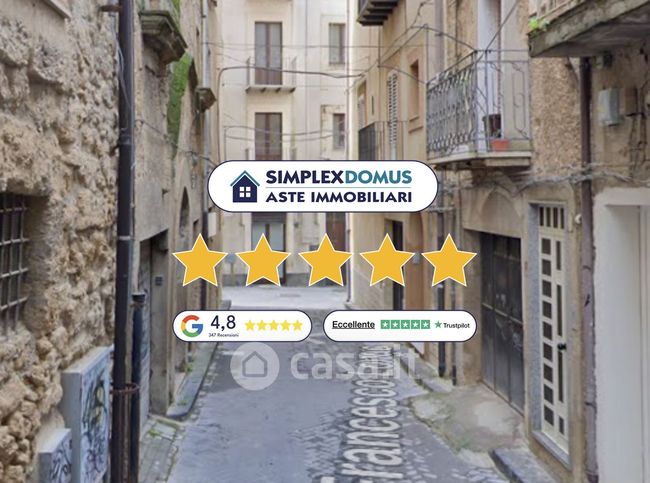 Appartamento in residenziale in Via Francesco Longo