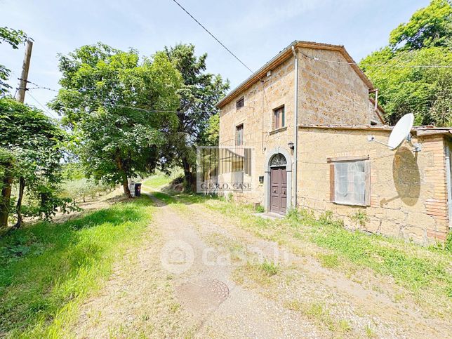 Rustico/casale in residenziale in