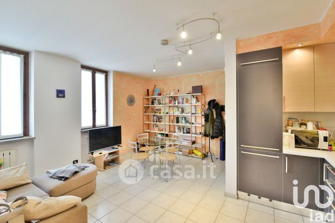 Appartamento in residenziale in Vicolo Manzoni 6