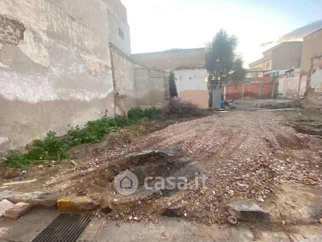 Terreno edificabile in residenziale in Via Giosuè Carducci