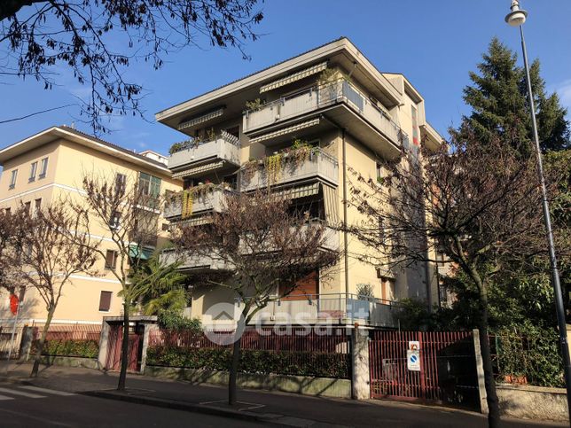 Attico/mansarda in residenziale in Viale Nino Bixio 20