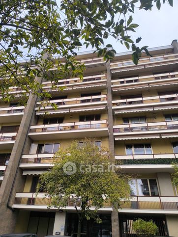 Appartamento in residenziale in Via Fratelli Rosselli 8