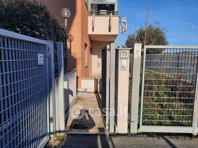 Ufficio in commerciale in Via Raffaello Liberti 53