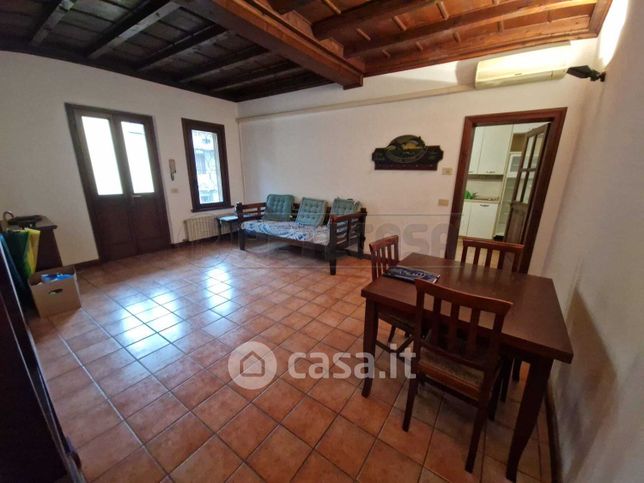 Appartamento in residenziale in Via Alessandro Manzoni