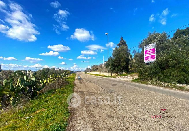 Terreno agricolo in commerciale in Via Fratelli Bandiera