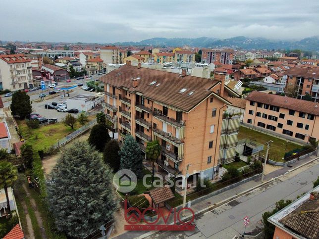 Garage/posto auto in residenziale in Strada Comunale di Bertolla 19