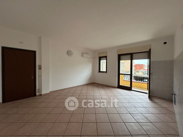 Appartamento in residenziale in Via G. Parini 12