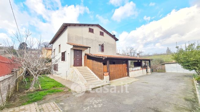 Villa in residenziale in Strada Ottava 1