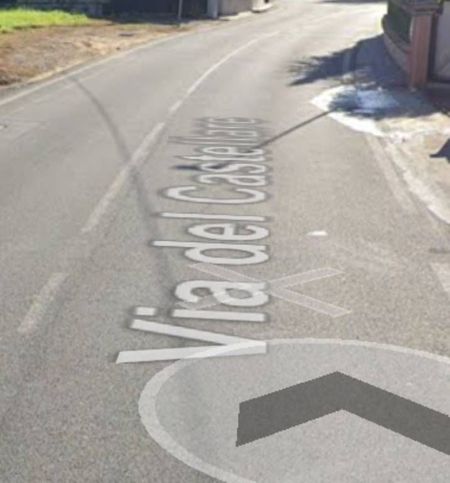 Box/posto auto in residenziale in Via del Castellare 15
