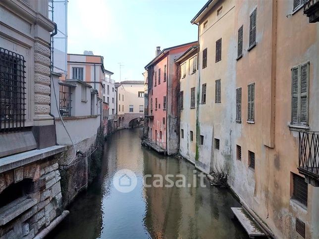 Appartamento in residenziale in Via Corrado 54