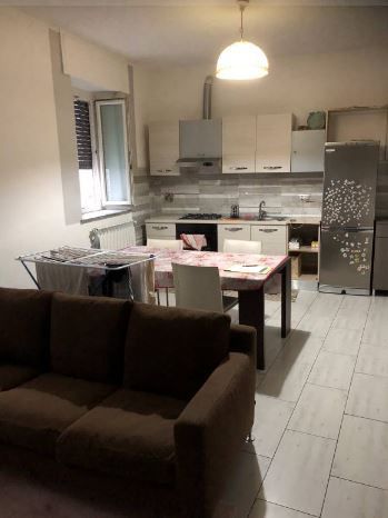 Appartamento in residenziale in Via Luigi Settembrini 5