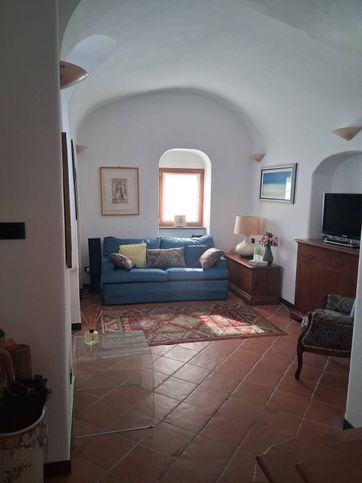 Appartamento in residenziale in Piazza Cappello da Prete 3