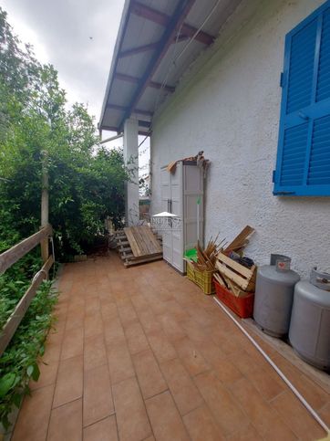 Appartamento in residenziale in Via Arco Felice Vecchio