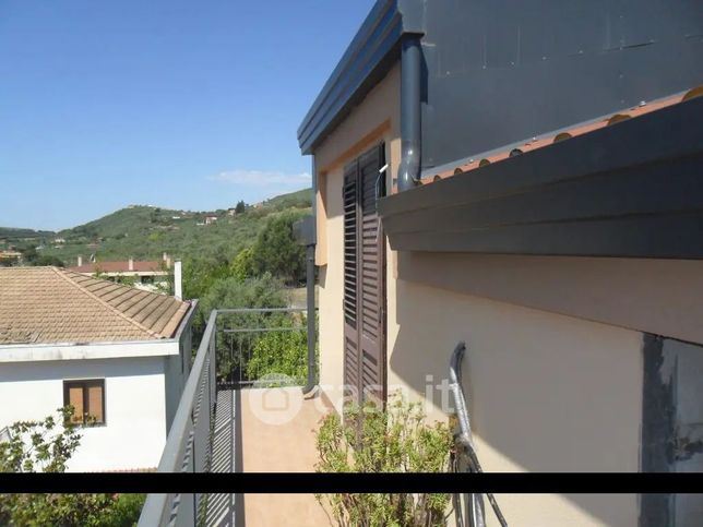 Appartamento in residenziale in Via Berniero MANFREDI