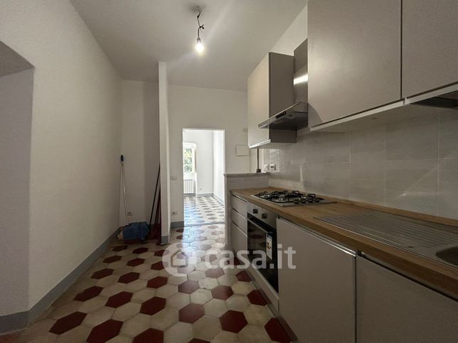 Appartamento in residenziale in Via Ippolito Landinelli