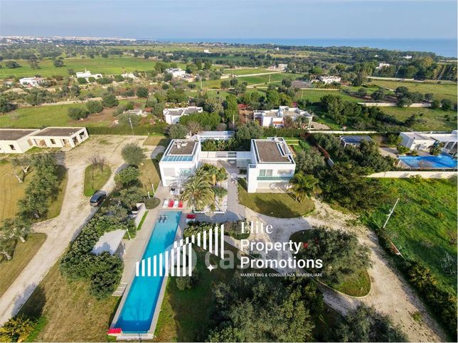 Villa in residenziale in 