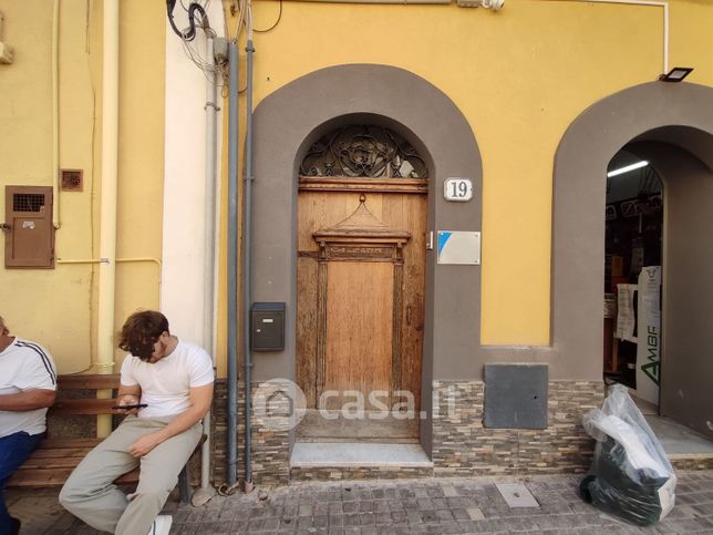 Appartamento in residenziale in Via Cesare Civello 19