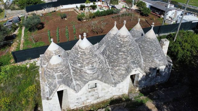 Baita/bungalow/chalet/trullo in residenziale in Via Ostuni